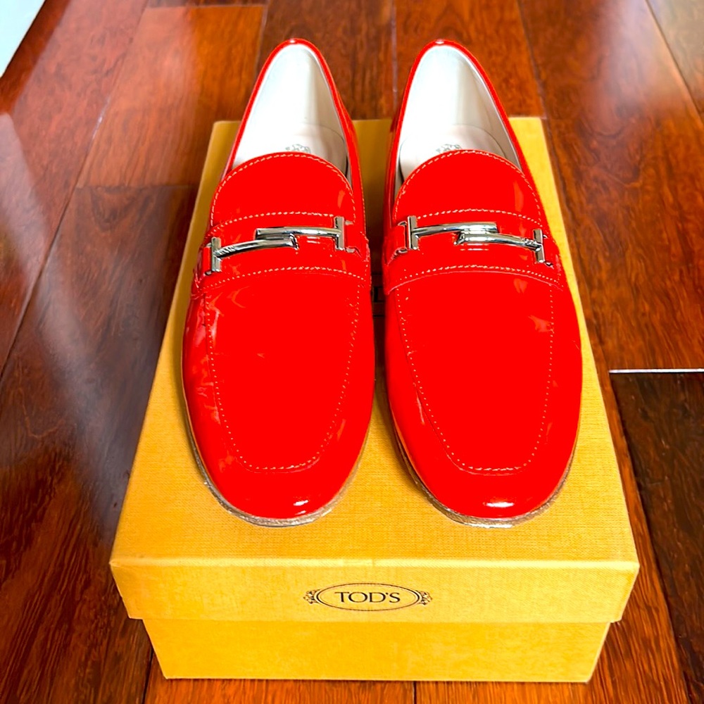 Tod’s Women’s Double T Patent Loafers